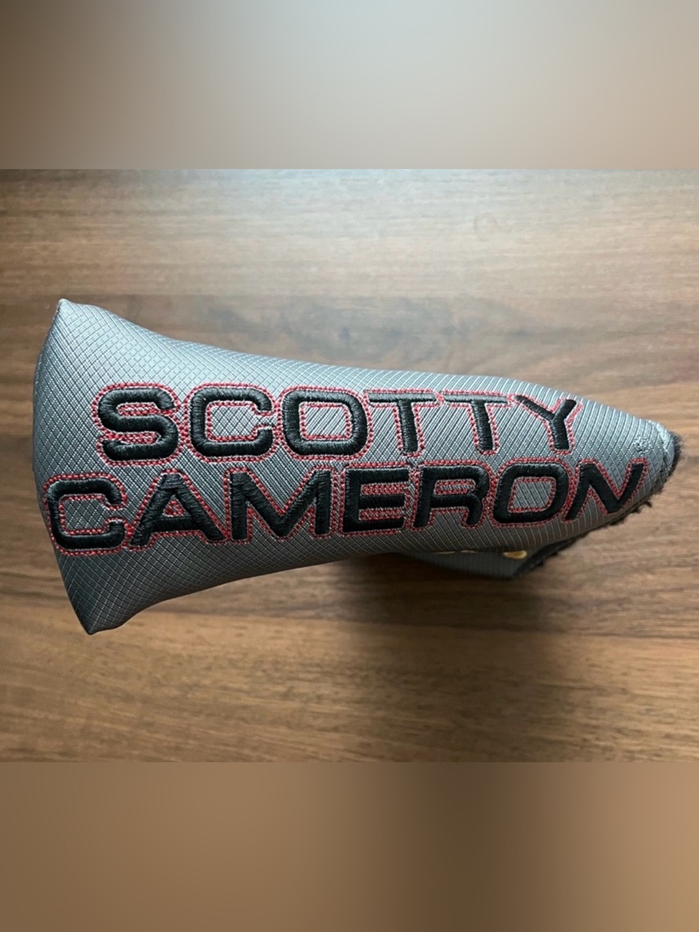 Titleist Scotty Cameron Gray and Red Putter Headcover